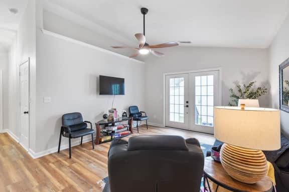 2123 Stoney Meadow