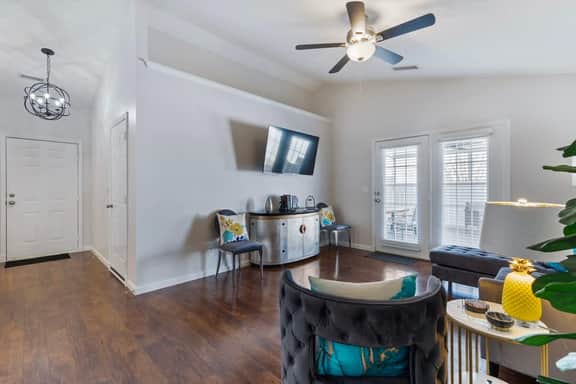 2101 Stoney Meadow