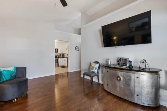 2101 Stoney Meadow